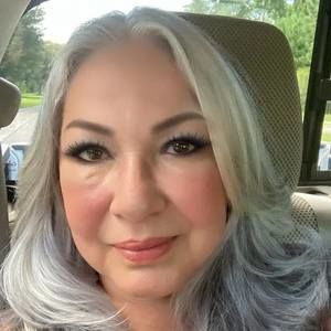 Meet your Posher, Lillybeth